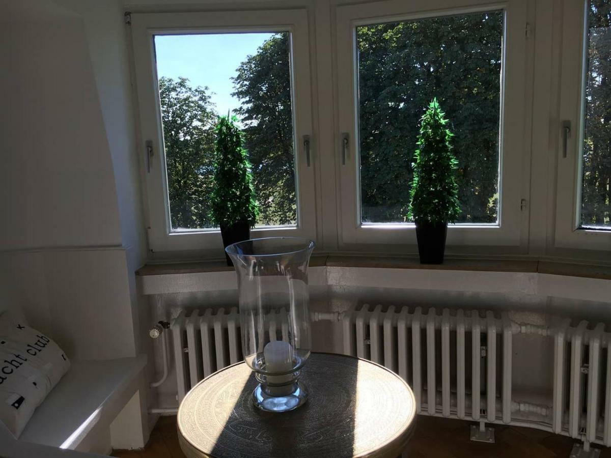 Luxury Rooftop Loft With River View 10Min To City Lägenhet Düsseldorf Exteriör bild